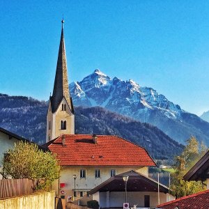 Patsch, Pfarrkirche mit Serlessitze