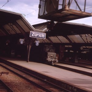 Einfahrt Bahnhof Zürich 1963