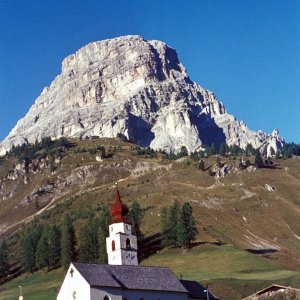 Pfarrkirche St. Virgil in Corvara in den Dolomiten