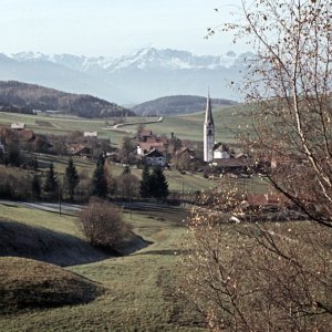 Rinn gegen Sellrainer Berge