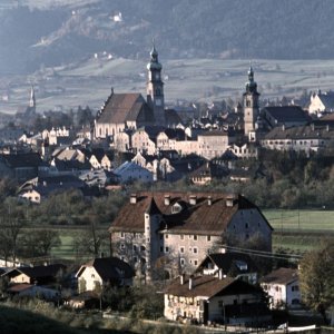 Hall in Tirol 1955