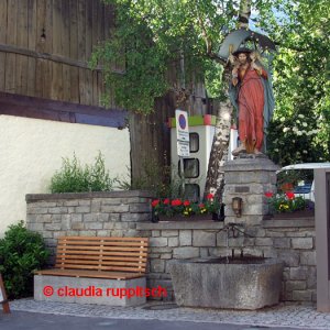 guter-hirte-brunnen in imst