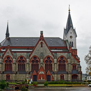 Aigen, Kirche