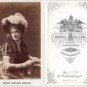 CdV Damenporträt Atelier Moriz Müller Senior, Wien