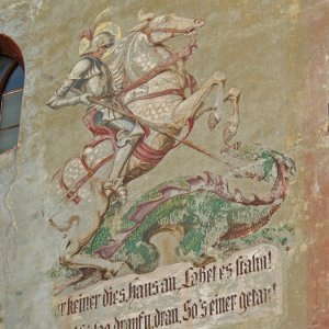 Fresko des hl. Georg am Turm (Schlössl) in Inzing