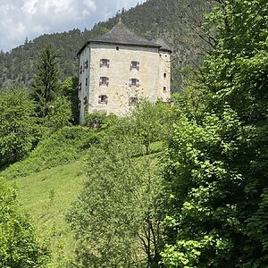 Medium 'Schloss Lanegg Brixlegg' in der Kategorie 'Burgen und Schlösser'