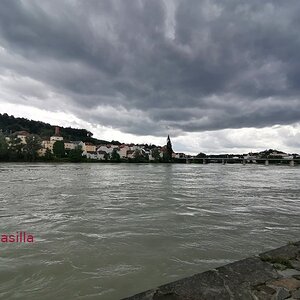 Medium 'Passau, am Donaukai' in der Kategorie 'Flüsse, Seen und Gewässer'