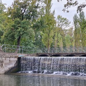 Kaskadenbrücke Schlosspark Laxenburg