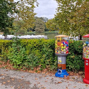 Spielzeugautomaten am Schlosspark Laxenburg