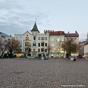 Brixen Domplatz, Herbstabend