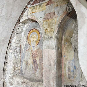 Stiftskirche Nonnberg, Fresken im Paradies