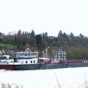 Gütermotorschiff Hosta