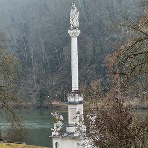 Mariensäule in Wernstein am Inn