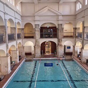 Schwimmhalle im Rudas Bad, Budapest