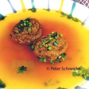 Leberknödelsuppe