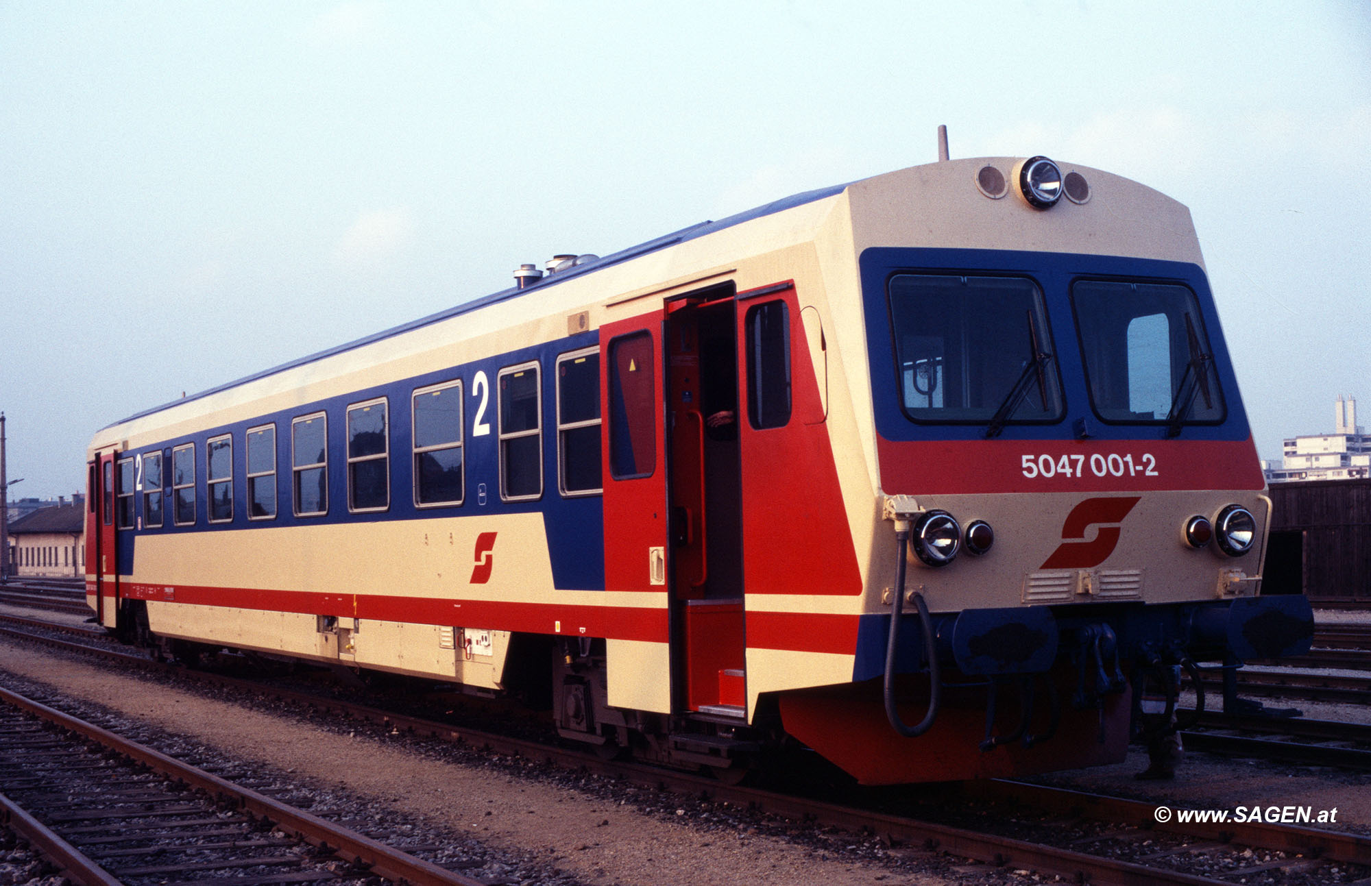 ÖBB Dieseltriebwagen 5047