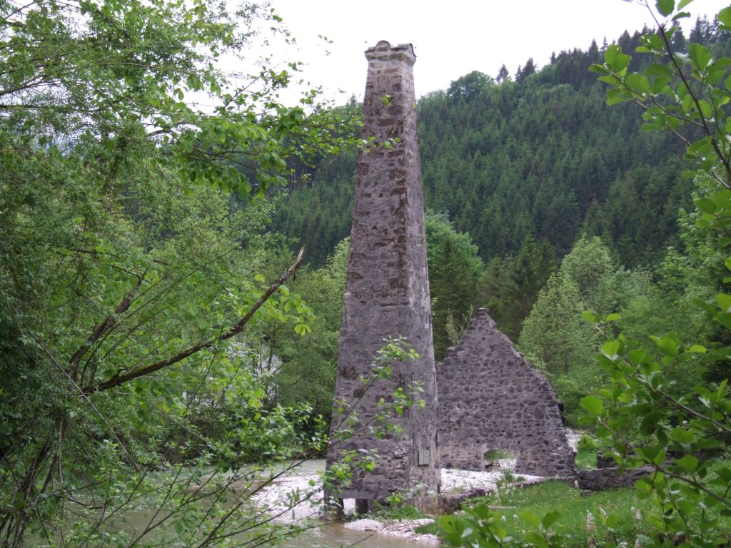 überreste hammerwerk in göstling