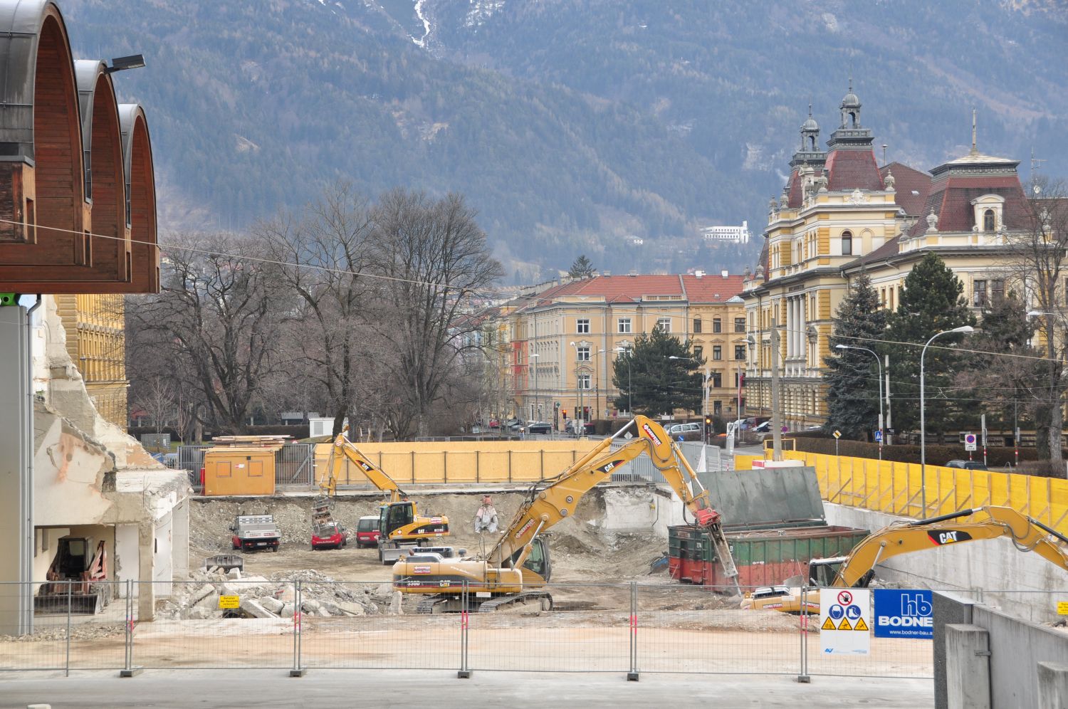 Abriss der Messehalle in Innsbruck