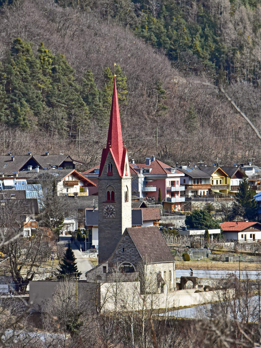 Aicha, Kirche