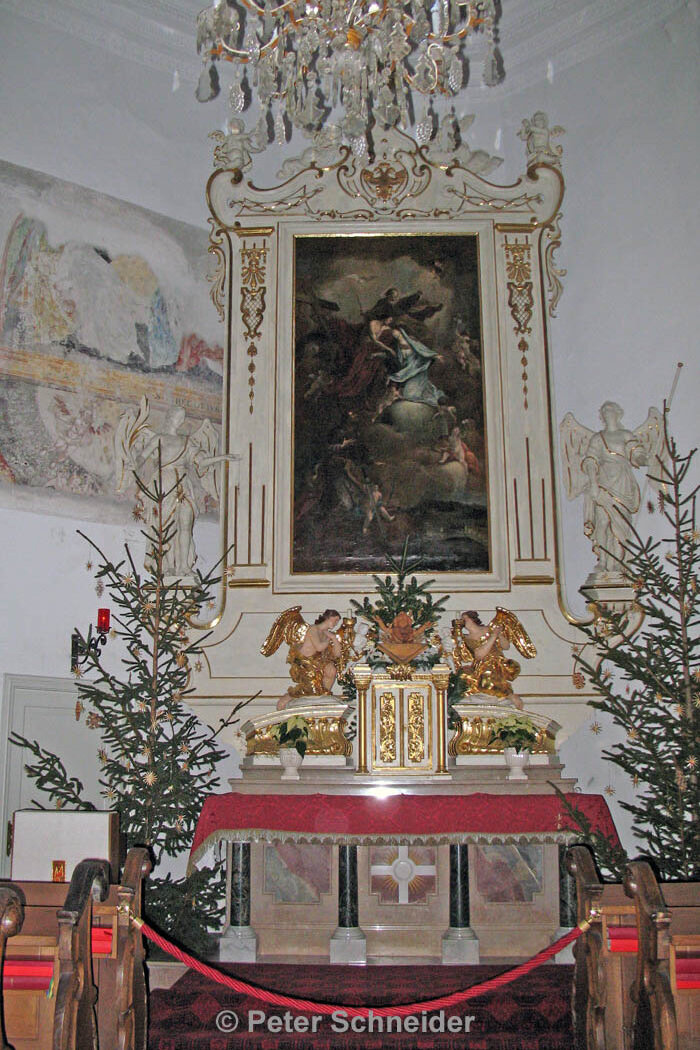 Altar der Schlosskirche im Seeschloss-Orth