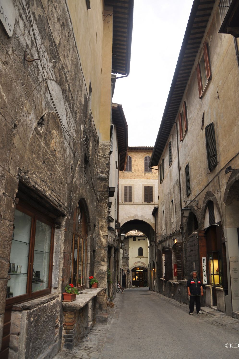 Alte Ladenstraße in Spoleto (Umbrien)