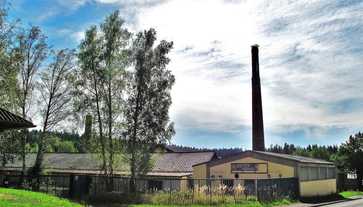 Alte Werkshallen der ehemaligen Glasfabrik Stölzle in Neu-Nagelberg