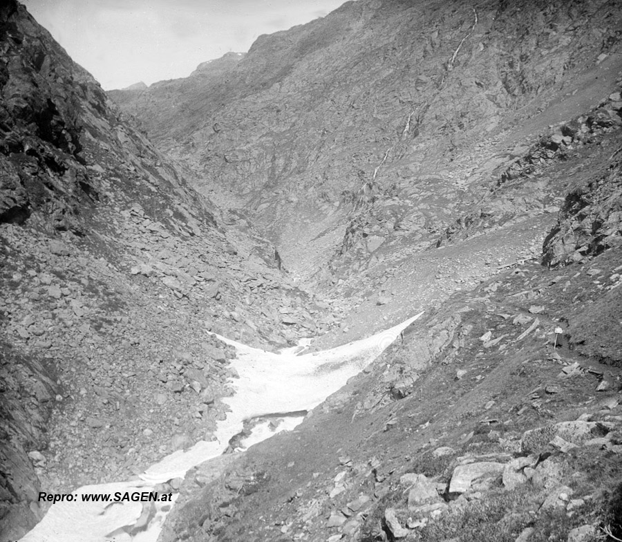 Am Weg zum Becher, Stubaier Alpen