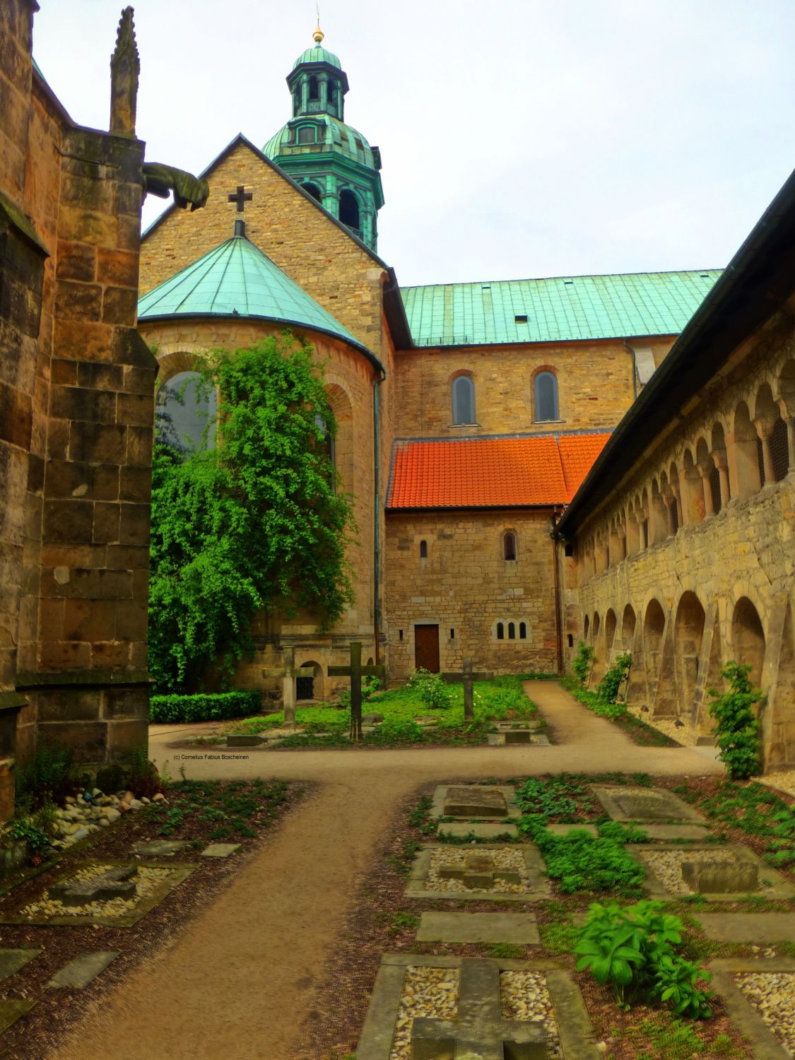 Annenfriedhof des Hildesheimer Mariendom.