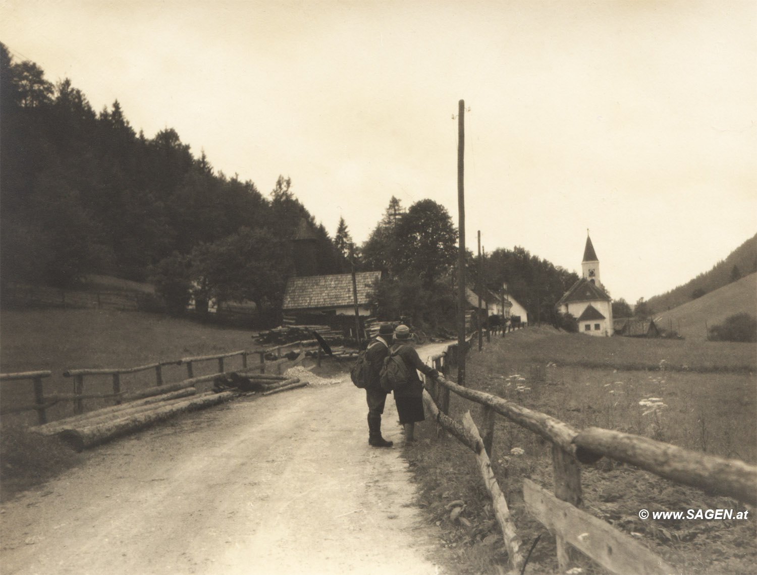 Auf der Straße nach Lassing