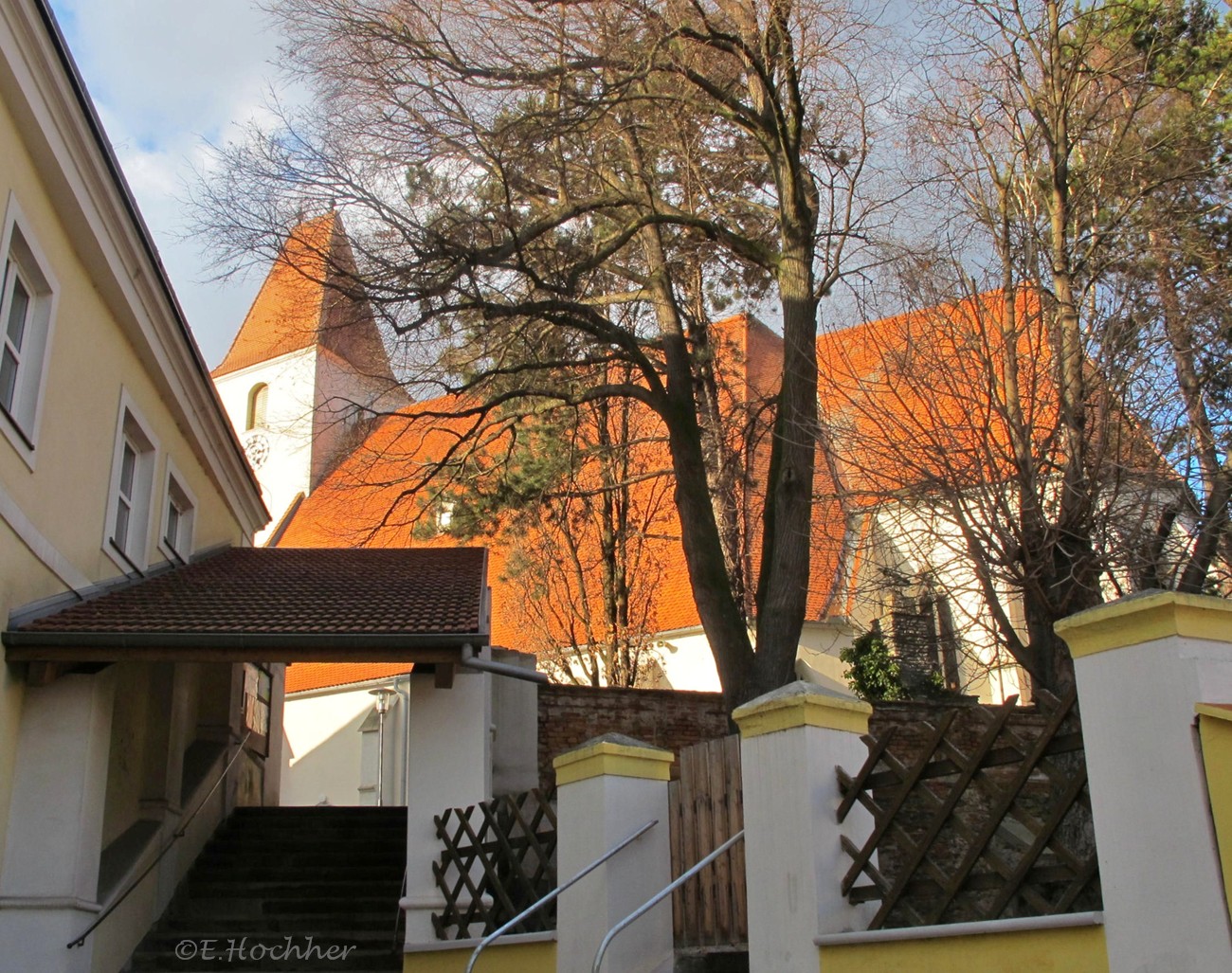 Aufgang zur Wehrkirche Kapelln