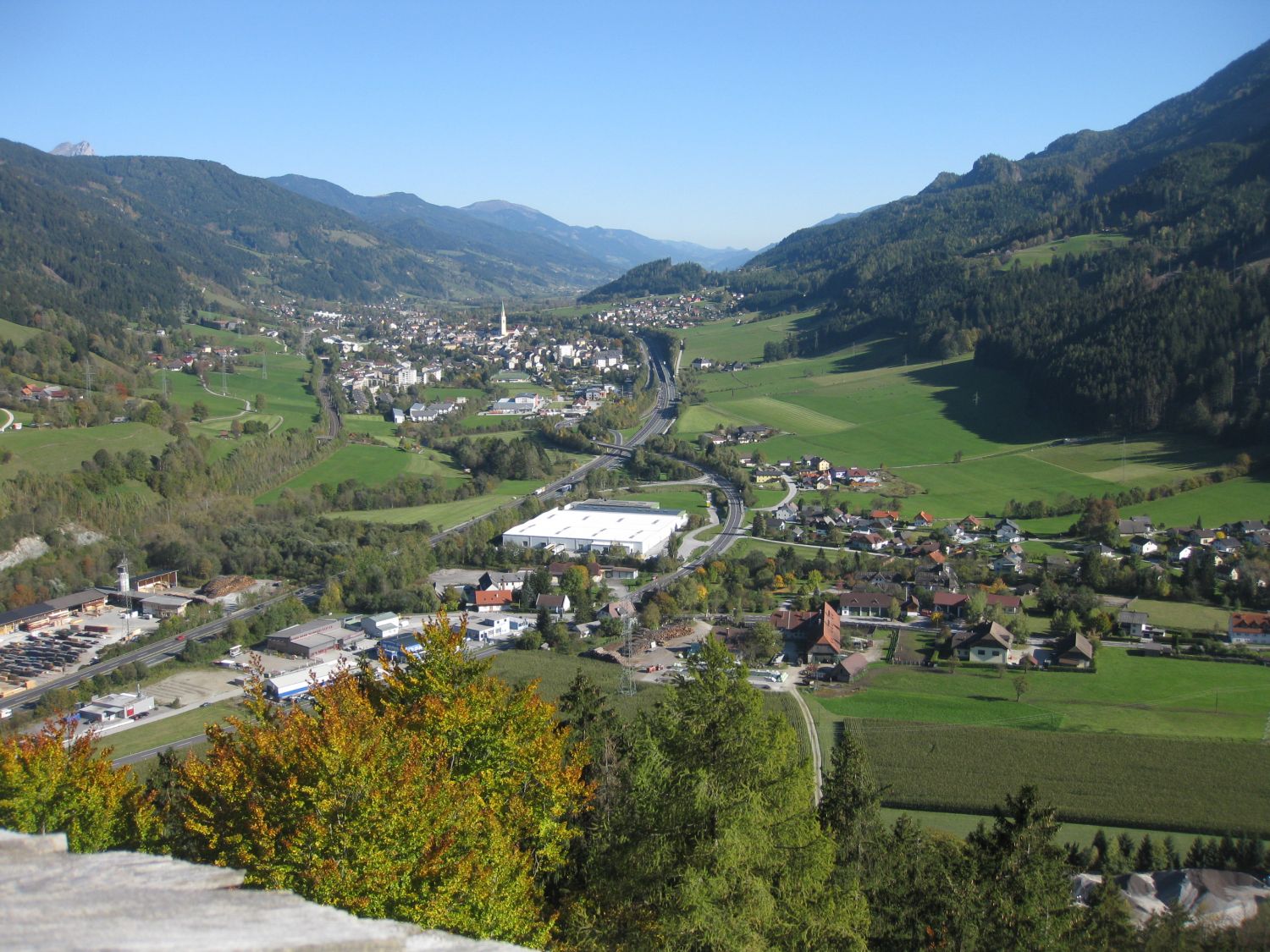 Ausblick Richtung Rottenmann, Burg Strechau