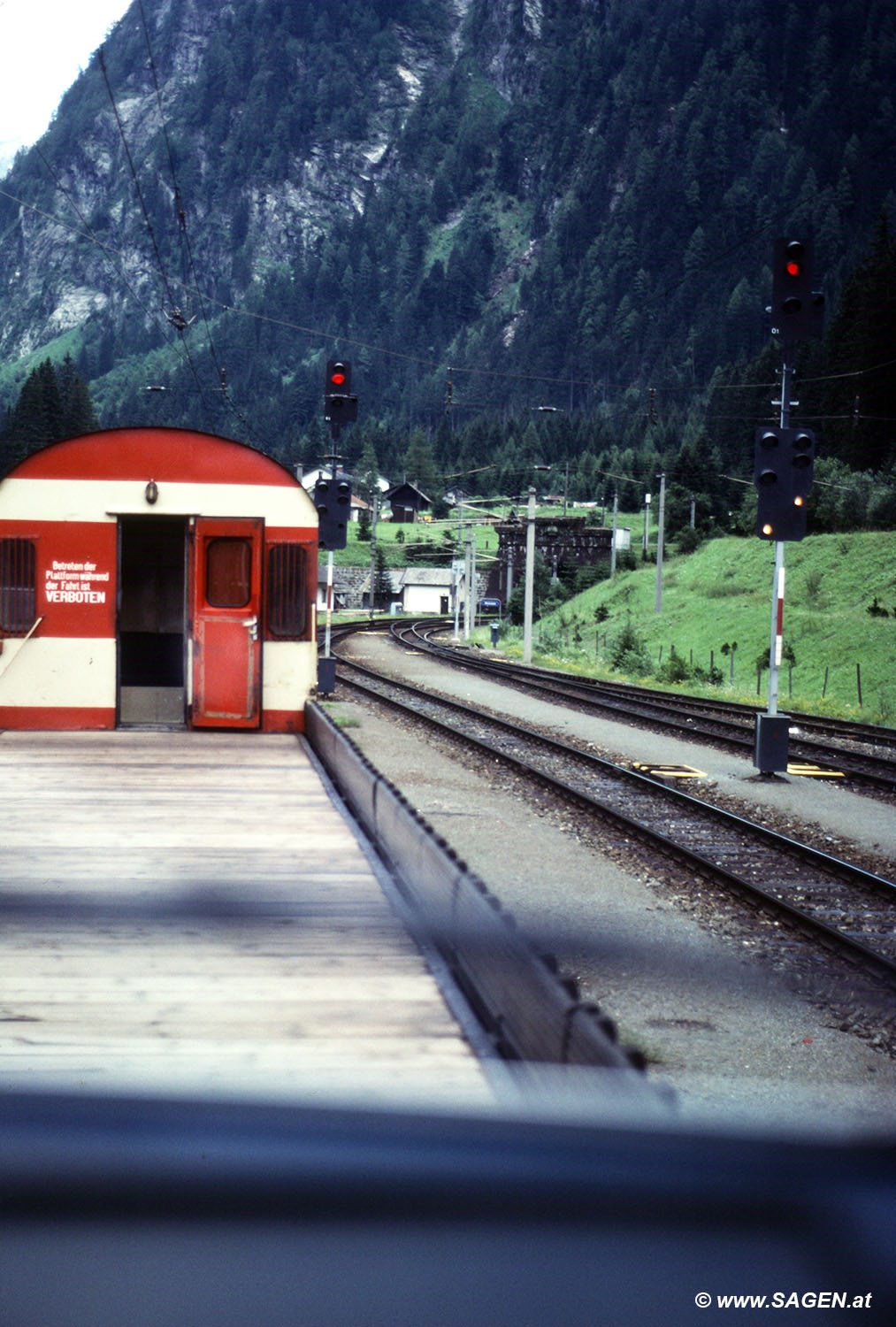 Autoschleuse Tauernbahn altes Portal Böckstein