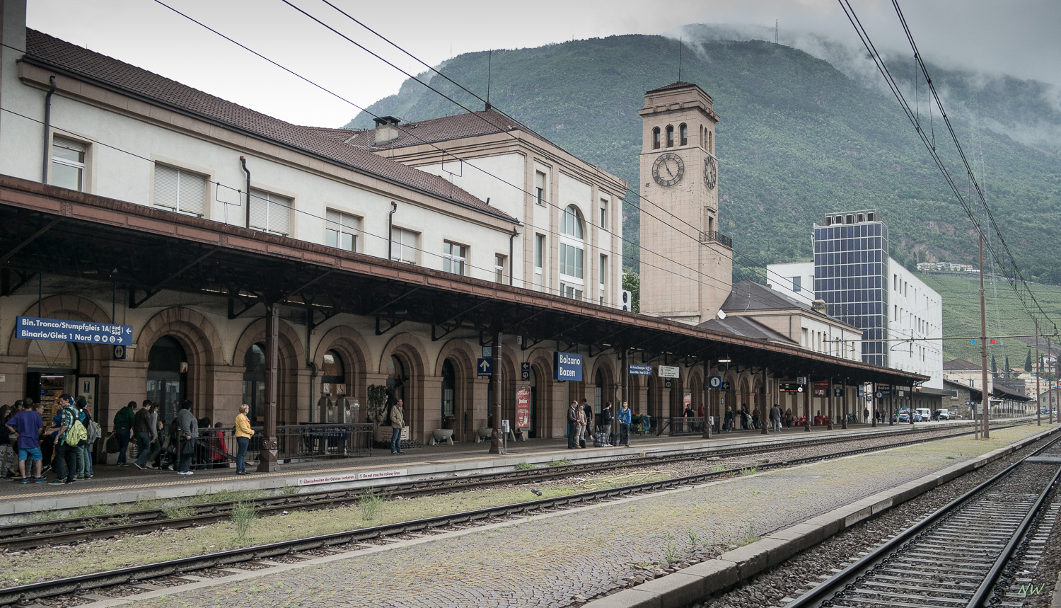 Bahnhof Bozen - Geleise und Turm