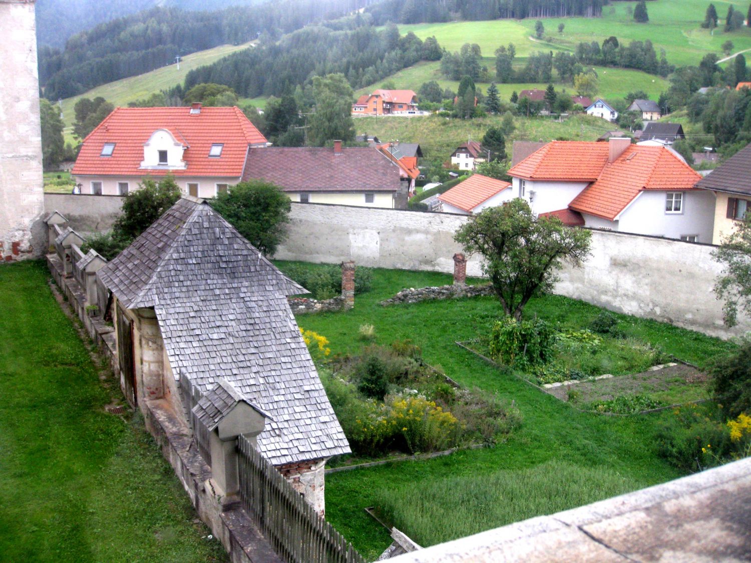 Benediktinerstift St. Lambrecht, Klostergarten