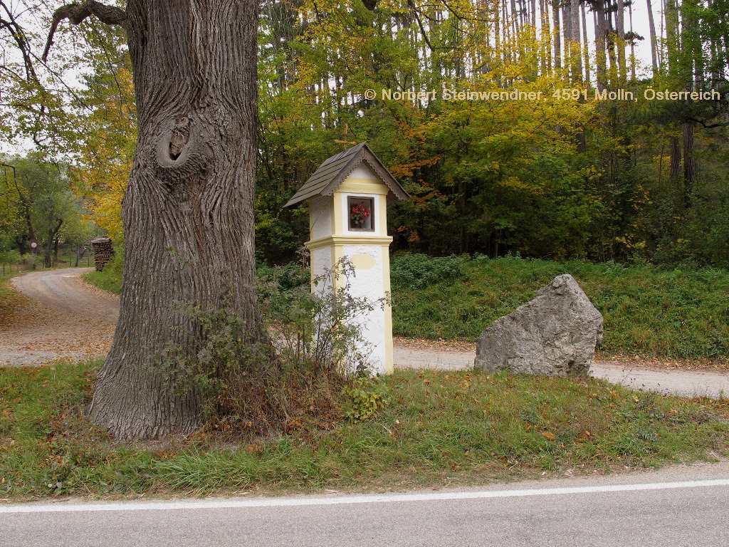 Bildstock an Abzweigung