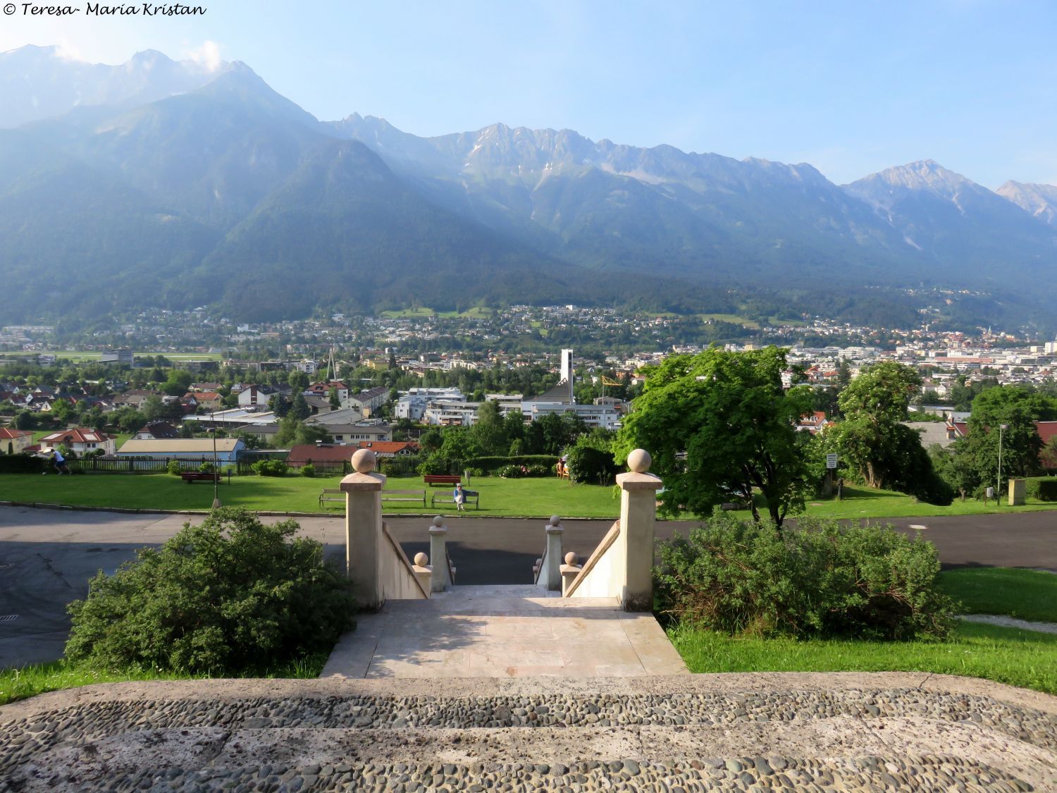 Blick auf Innsbruck von Mentlberger Kirche