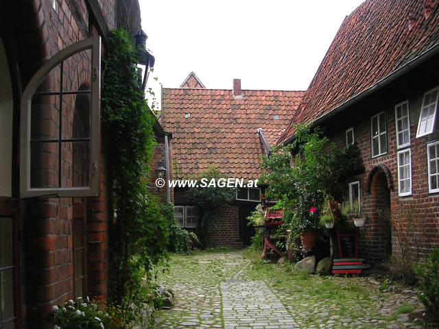 Blick in einen Lüneburger Innenhof (Fachwerk)