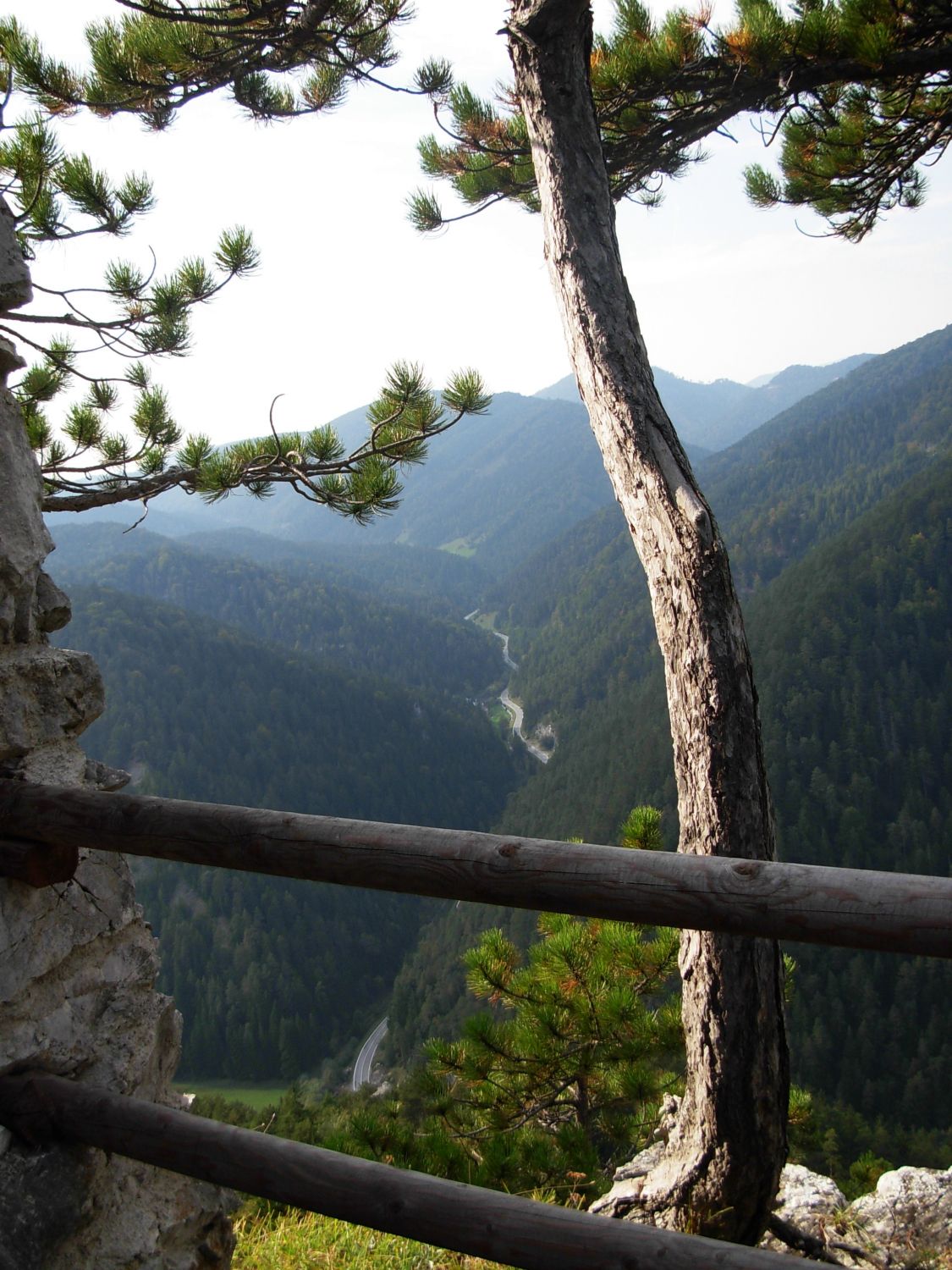 Blick von der Kapelle zu den sieben Vätern ins Klostertal