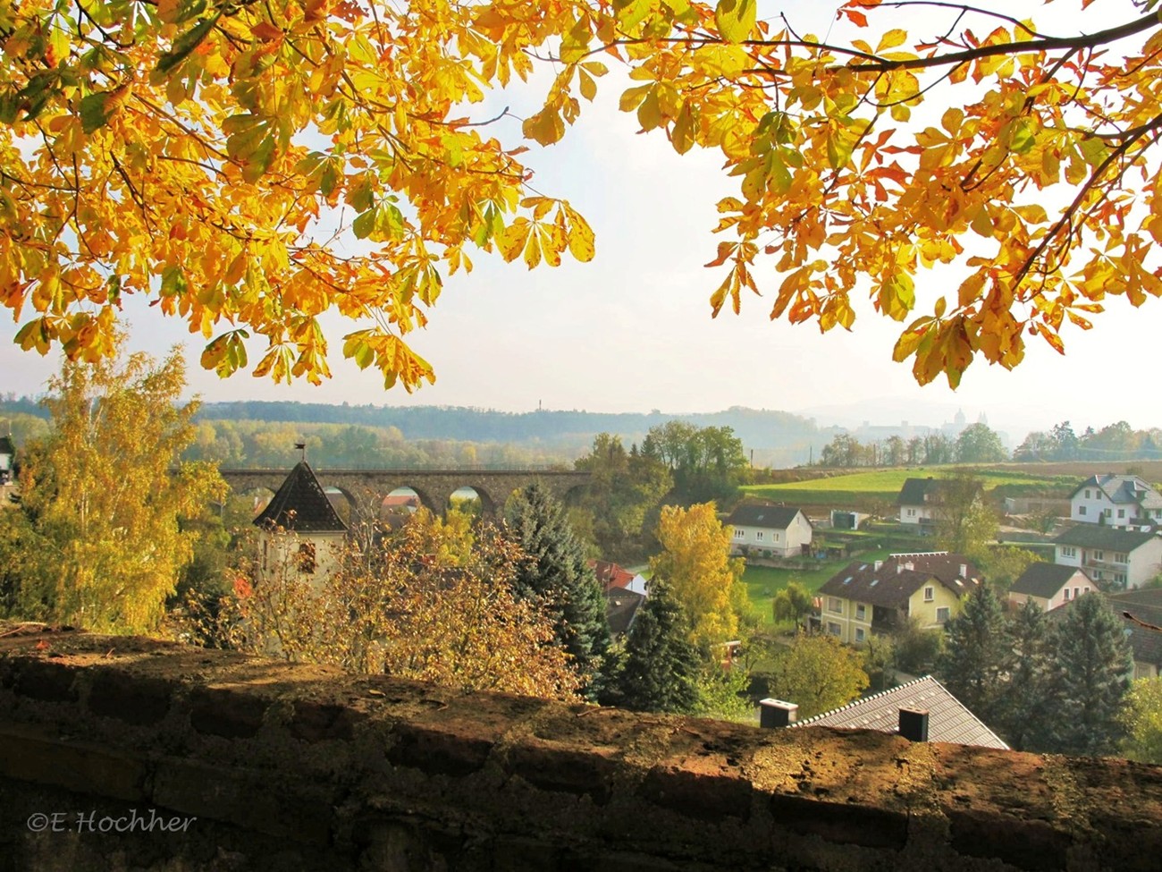 Blick von der Umfassungsmauer