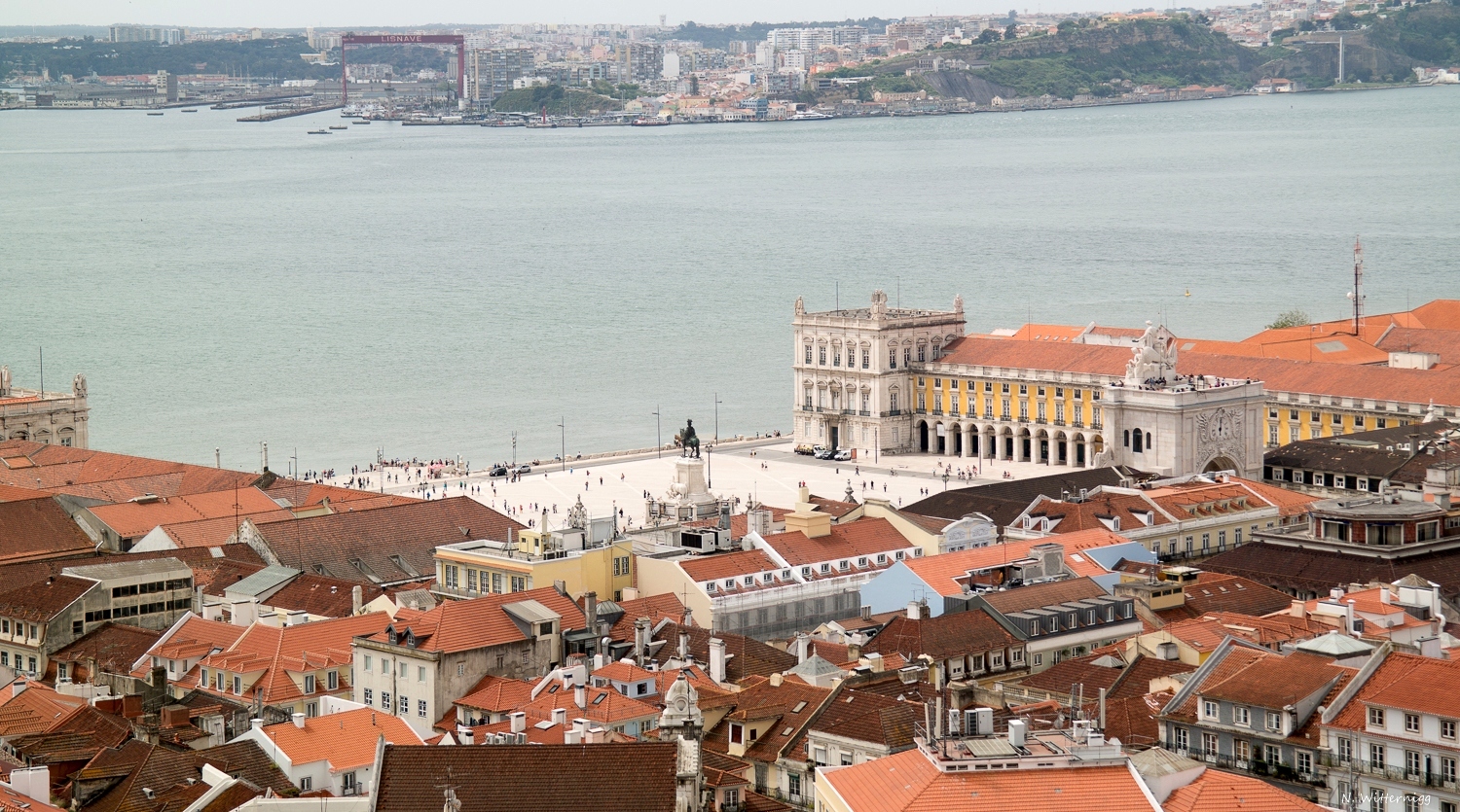 Blick zum Praça do Comércio