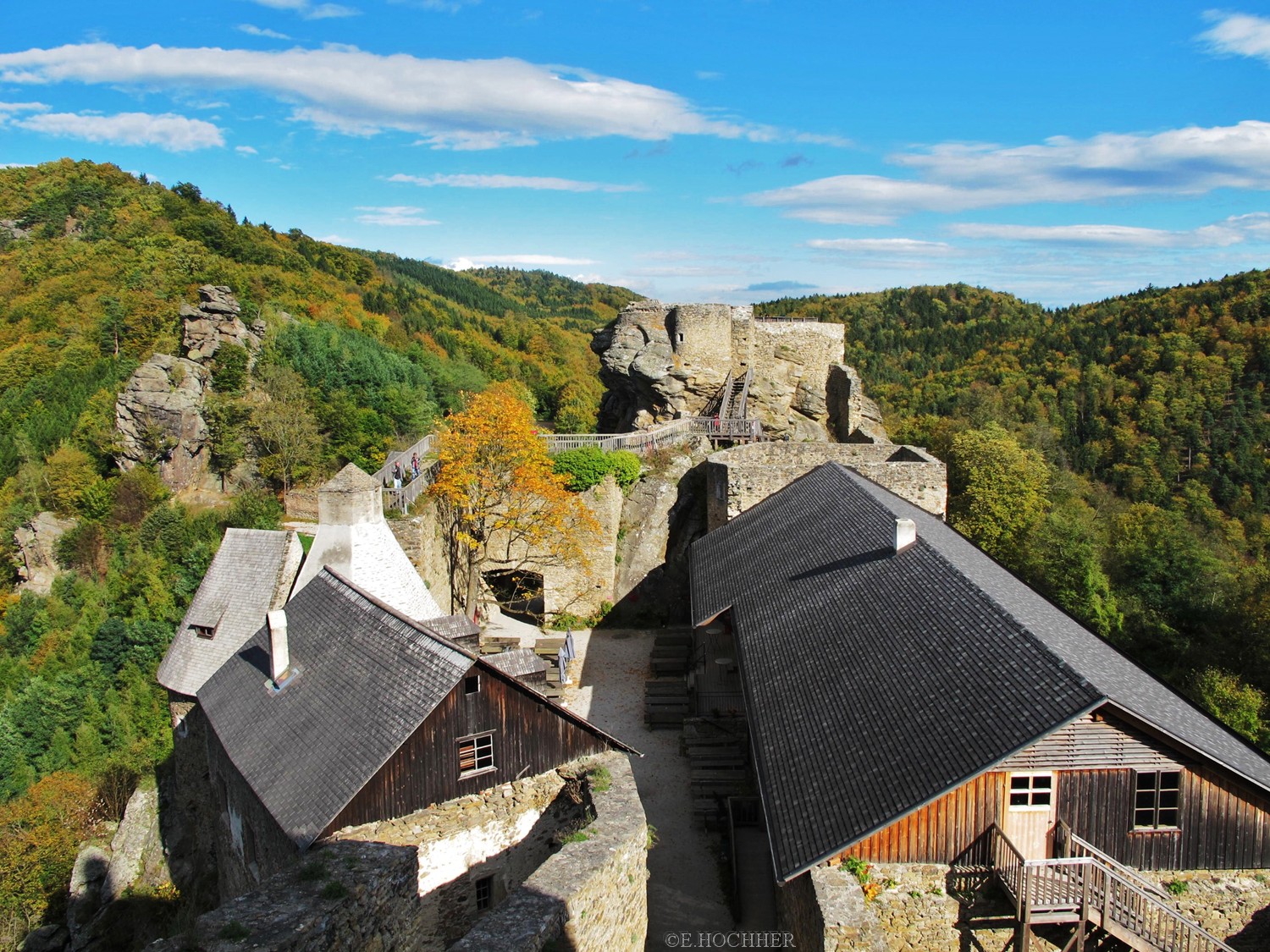 Blick zurück vom Wehrgang