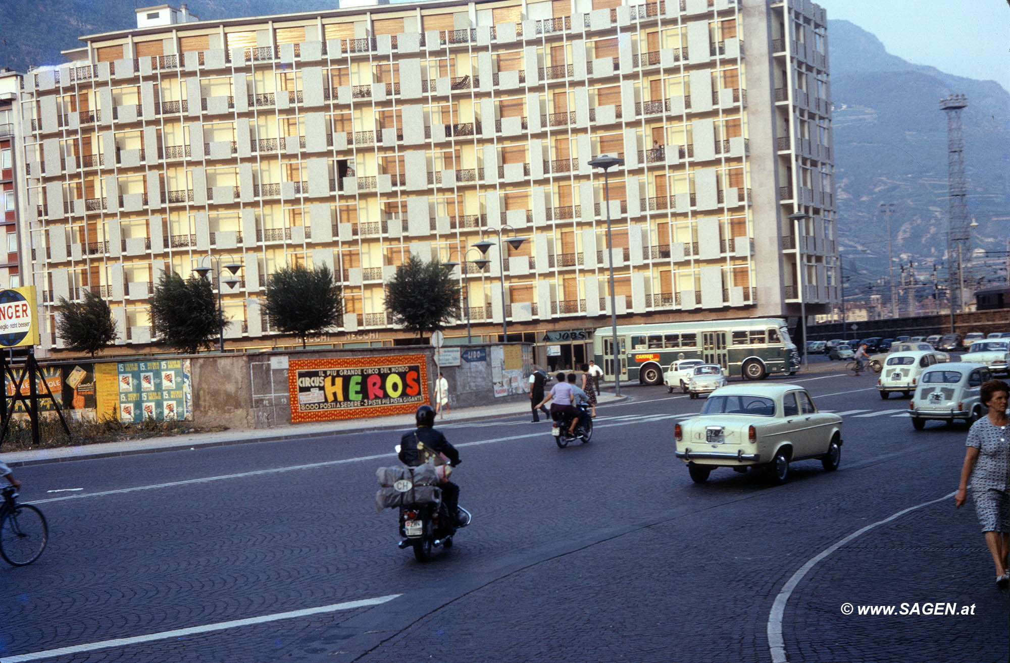 Bozen Piazza Giuseppe Verdi 1960er-Jahre