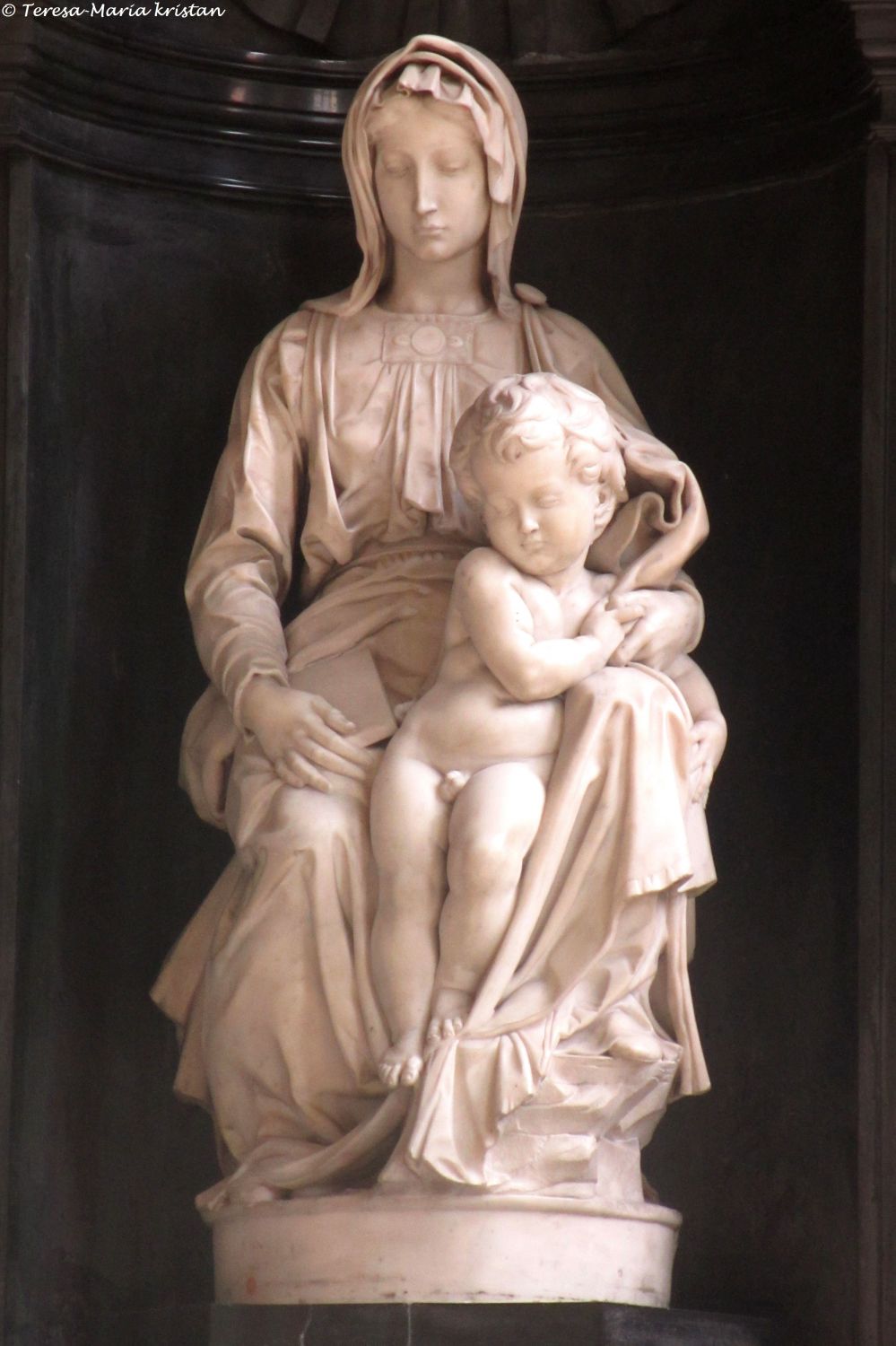 Brügge- Madonna von Michelangelo