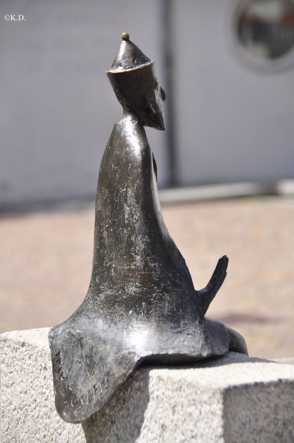 Brunnen auf dem Hauptplatz von Karthaus (Schnalstal - Südtirol)