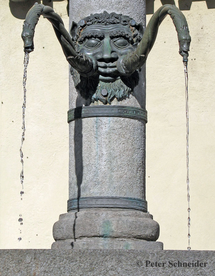 Brunnen, Detail