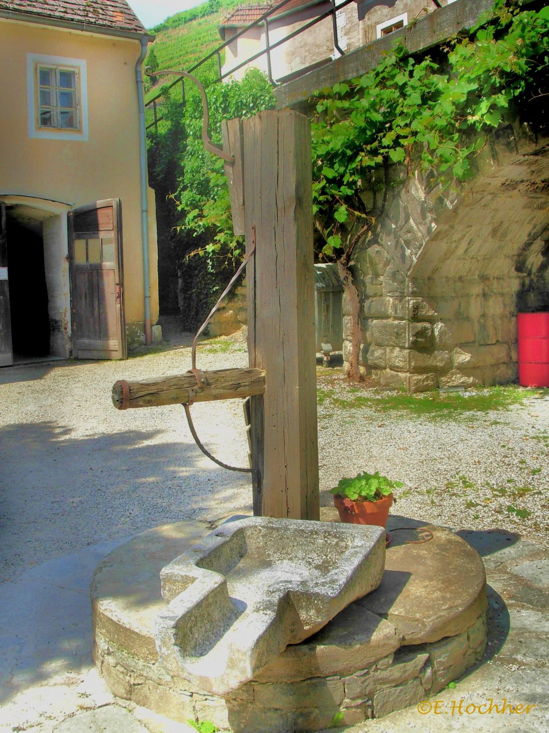 Brunnen im Hof