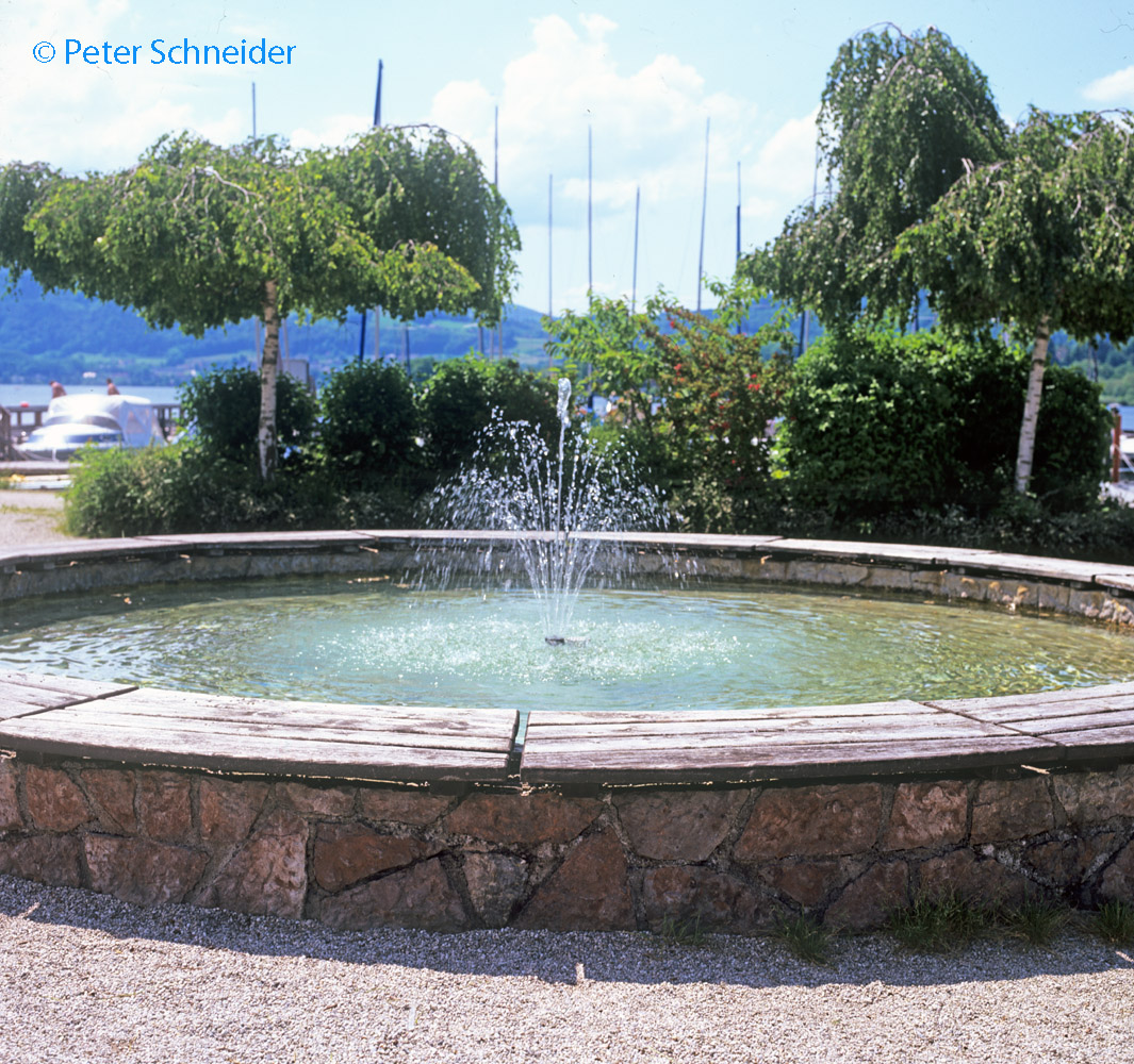 Brunnen in der Traunsteinstraße