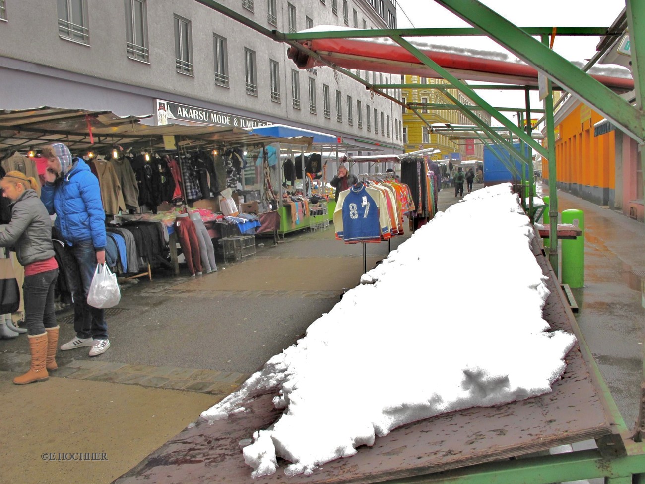 Brunnenmarkt im Schnee