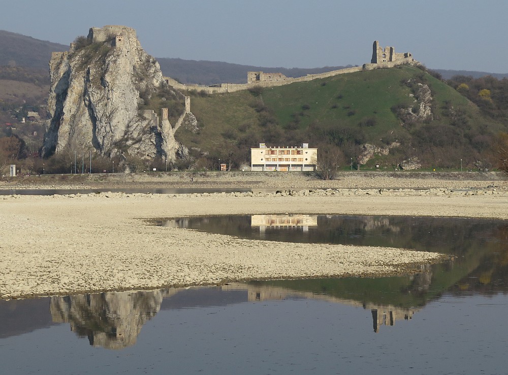 Burg Devín