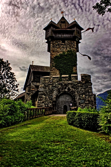 Burg Falkenstein